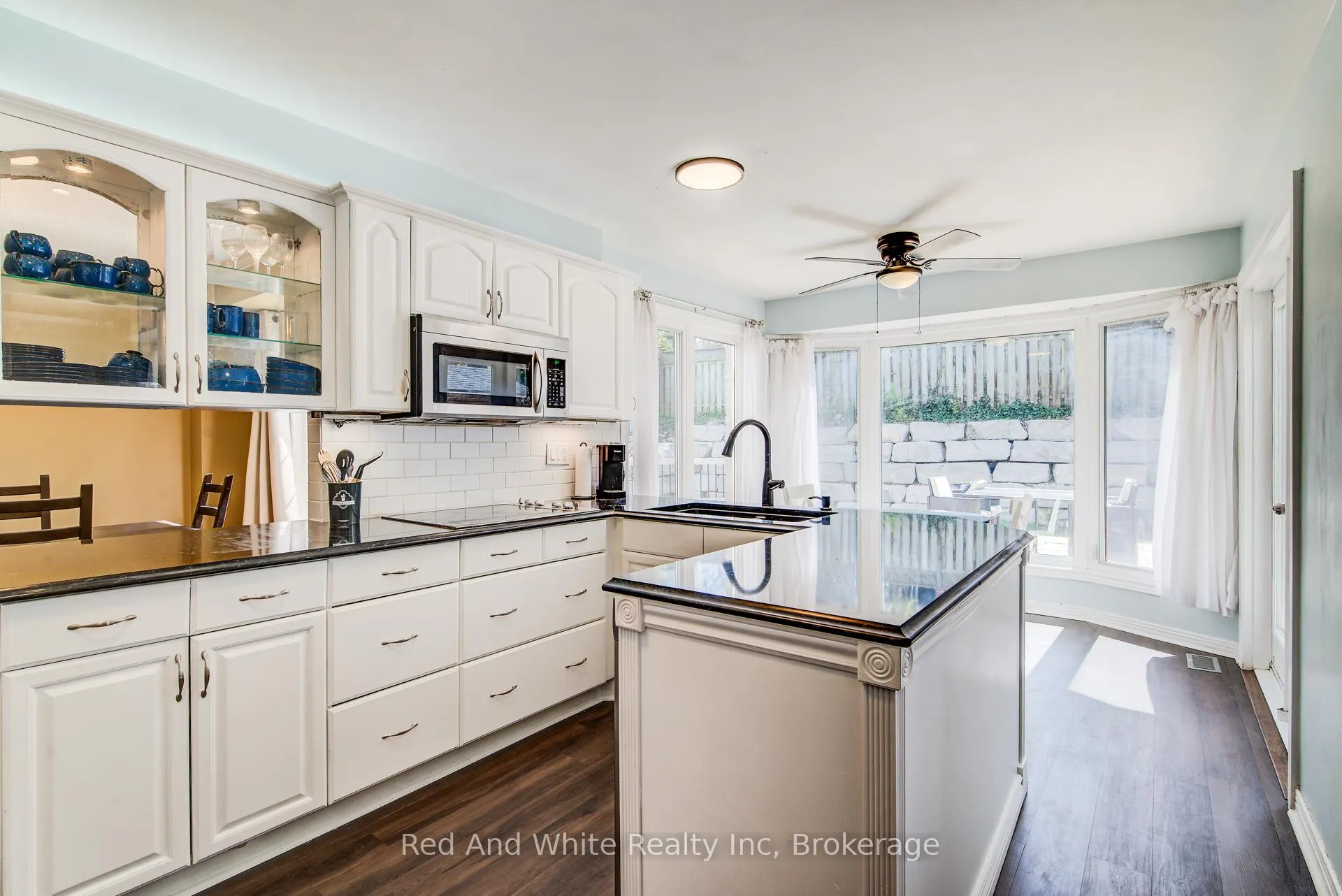 Photo 10 of 13 Gateview Drive, Waterloo, Westvale — HOMEH
