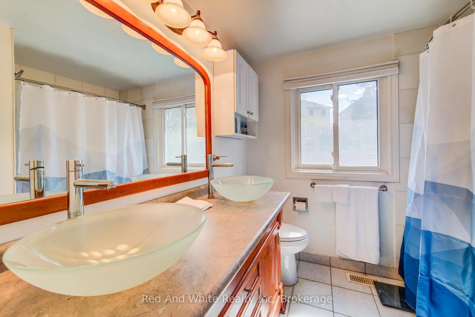 Photo 24 of 13 Gateview Drive, Waterloo, Westvale — HOMEH