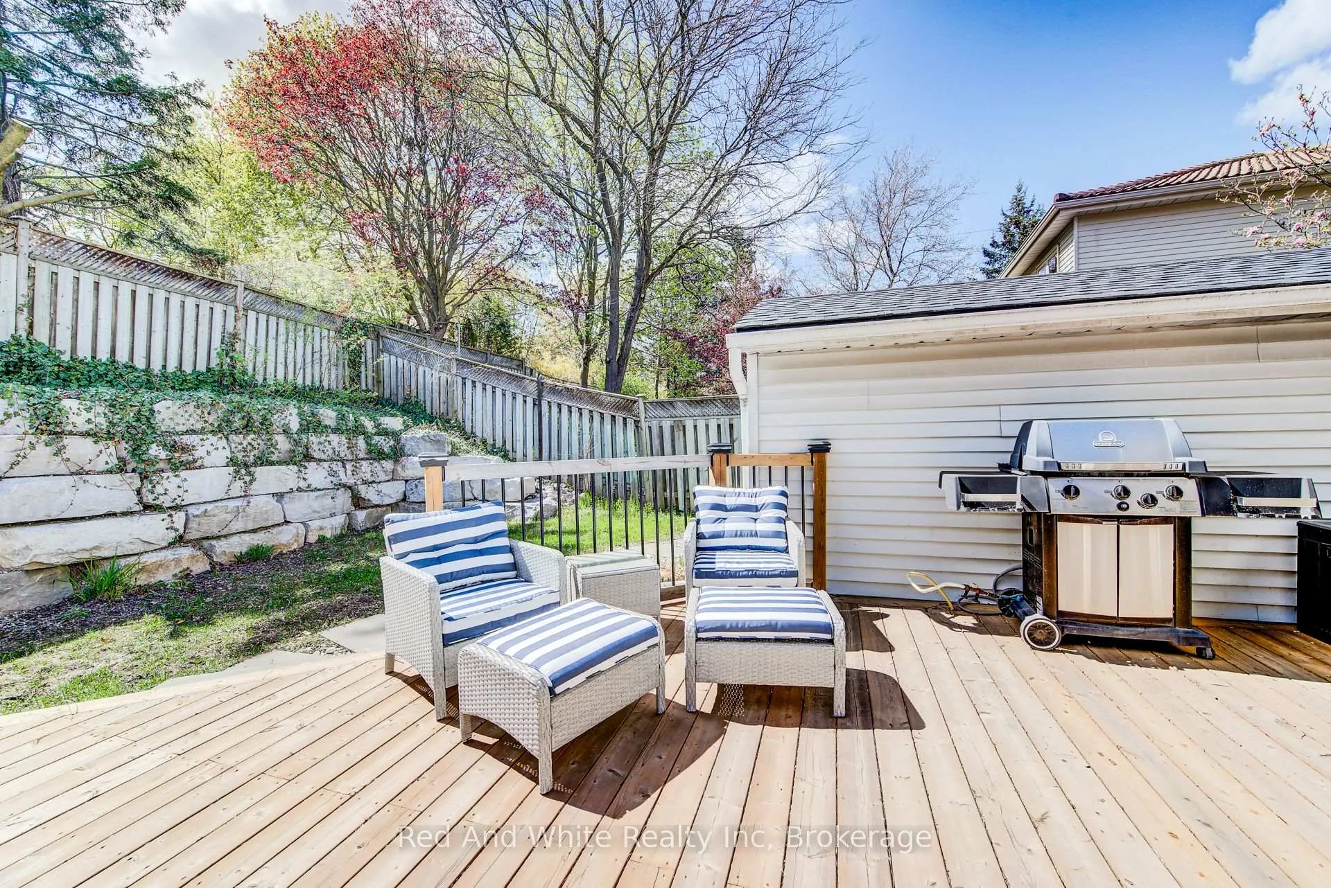 Photo 36 of 13 Gateview Drive, Waterloo, Westvale — HOMEH