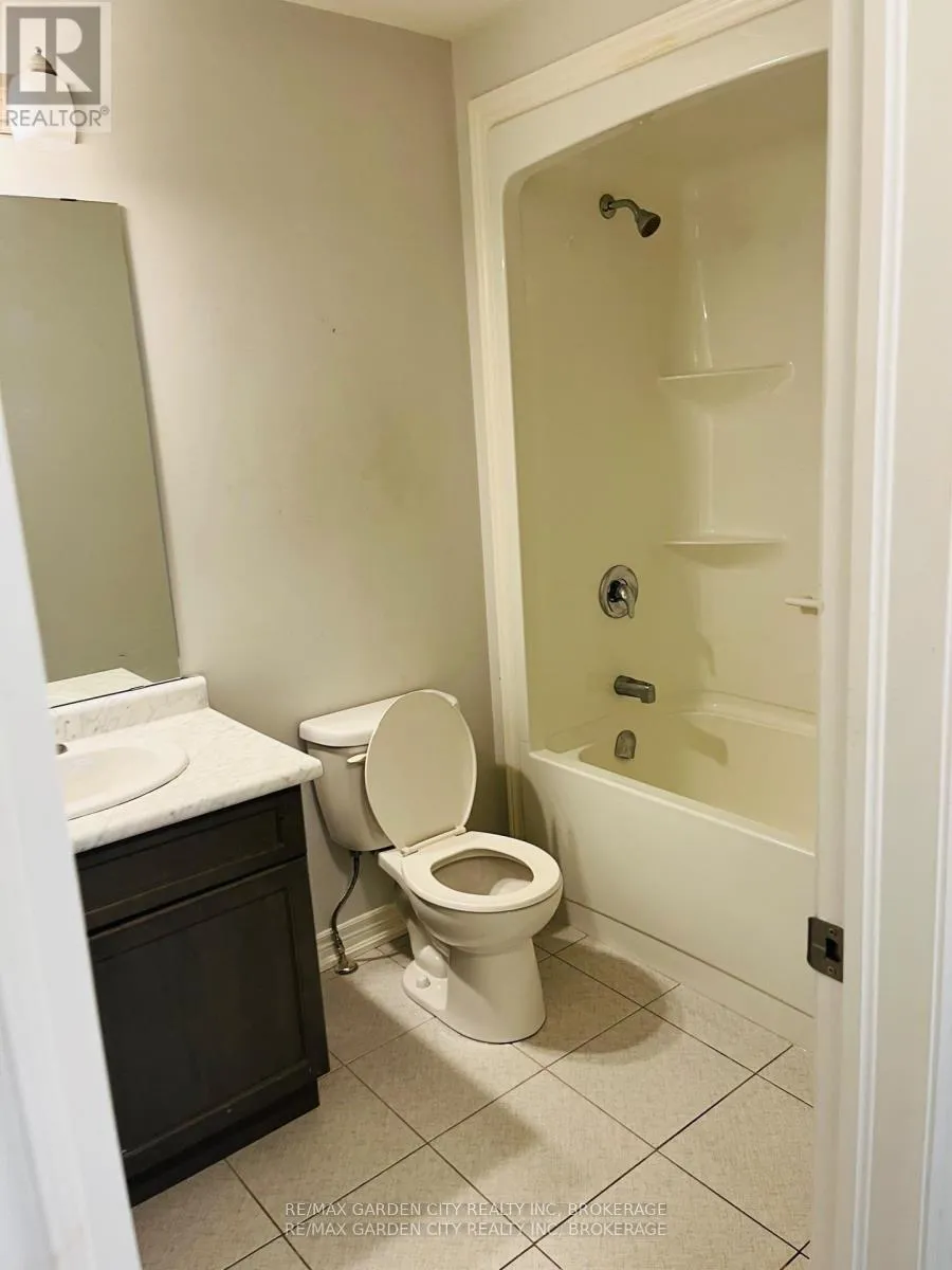 Photo 17 of 79 Heron Street, Welland, Coyle Creek — HOMEH