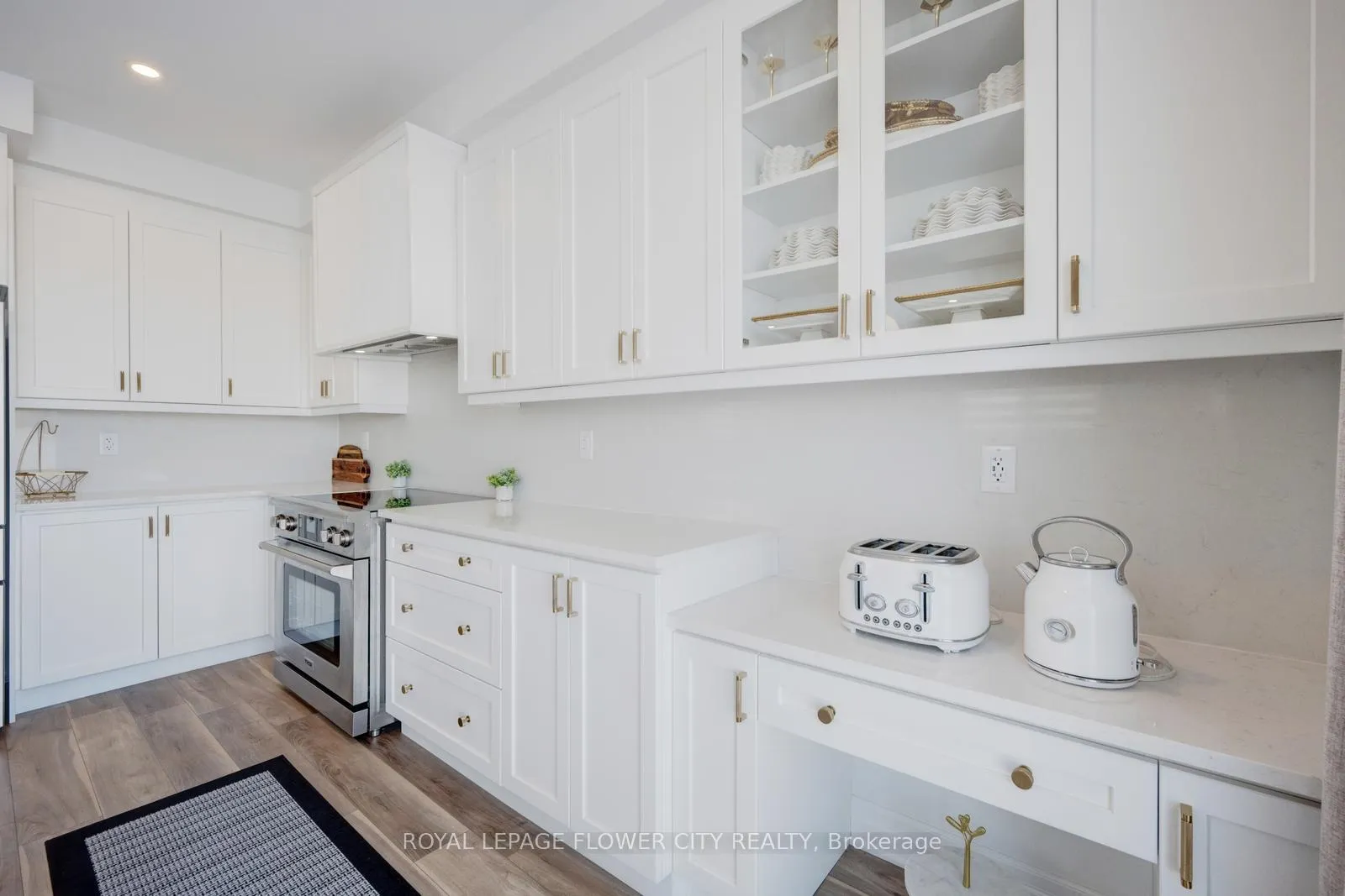Photo 25 of 1195 Stirling Todd Terrace, Milton, Bowes — HOMEH