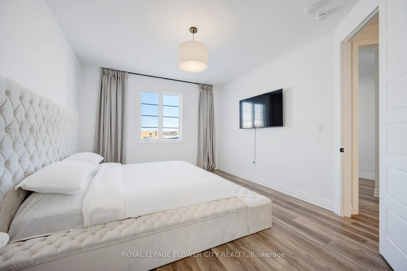 Photo 30 of 1195 Stirling Todd Terrace, Milton, Bowes — HOMEH