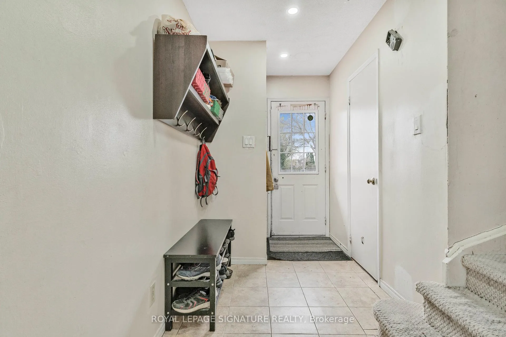 Photo 4 of 1405 Anton Square, Pickering, Liverpool — HOMEH