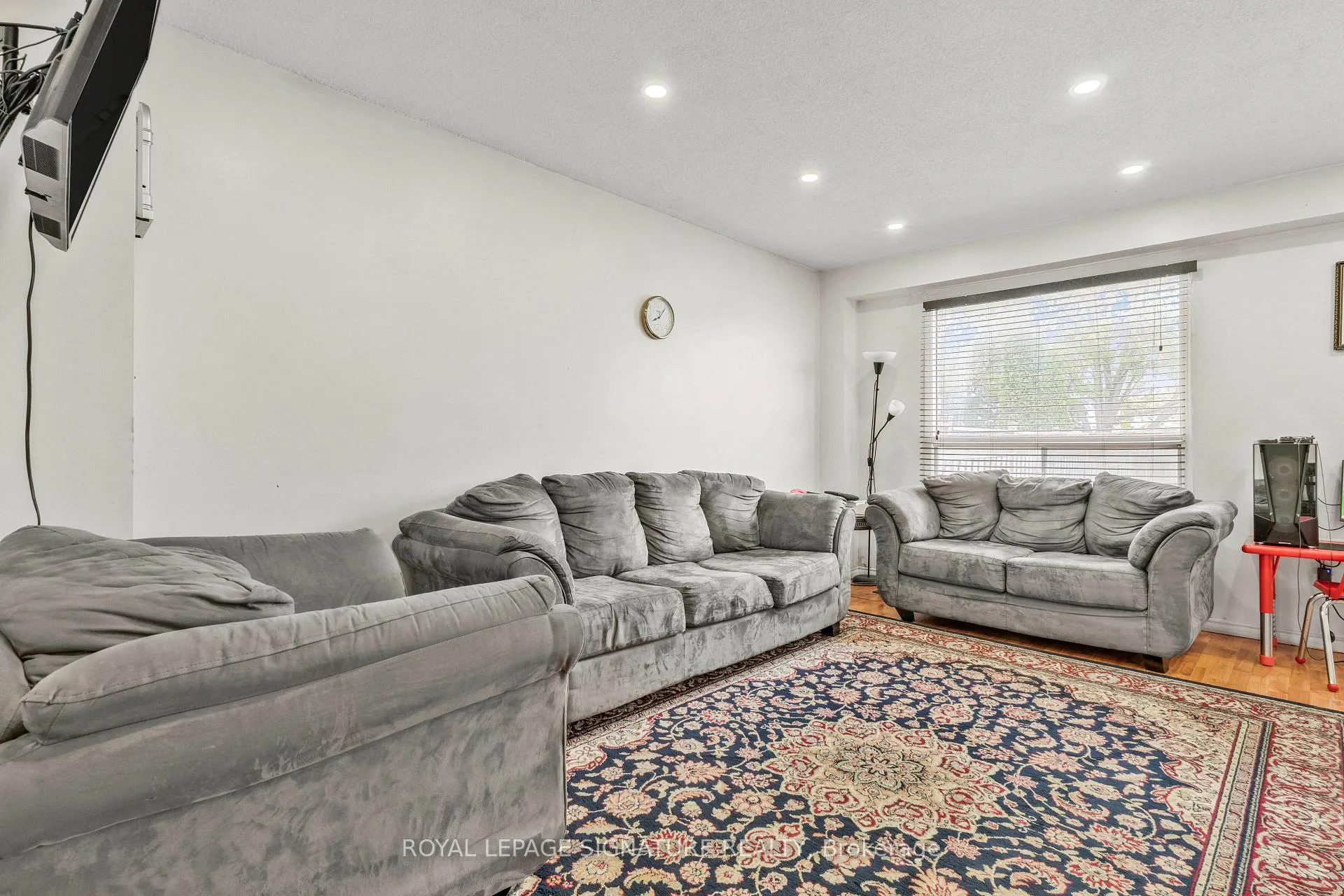 Photo 7 of 1405 Anton Square, Pickering, Liverpool — HOMEH