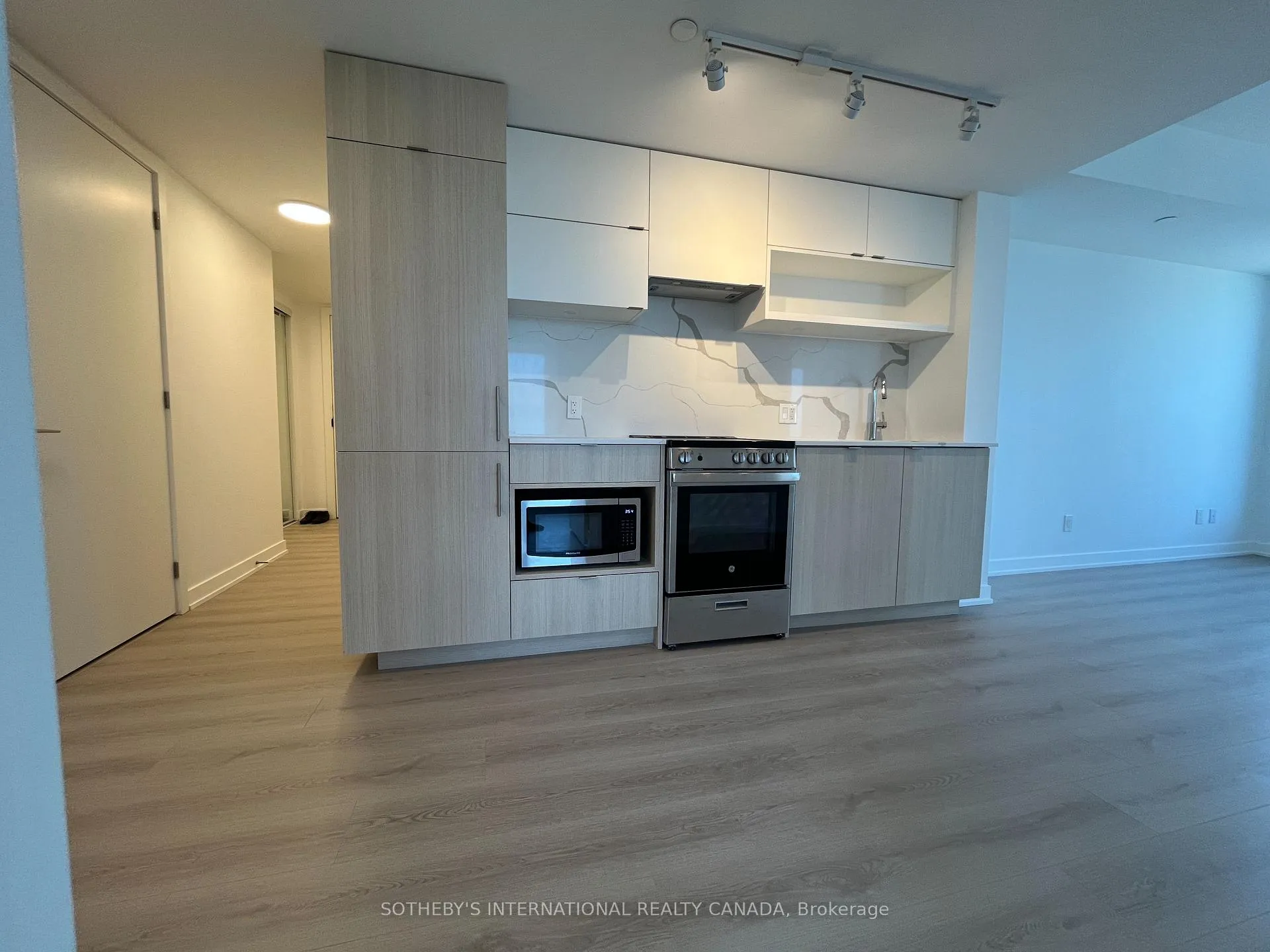 Photo 1 of Unit 3203, 100 Queen Street E, Toronto, Church-Yonge Corridor — HOMEH
