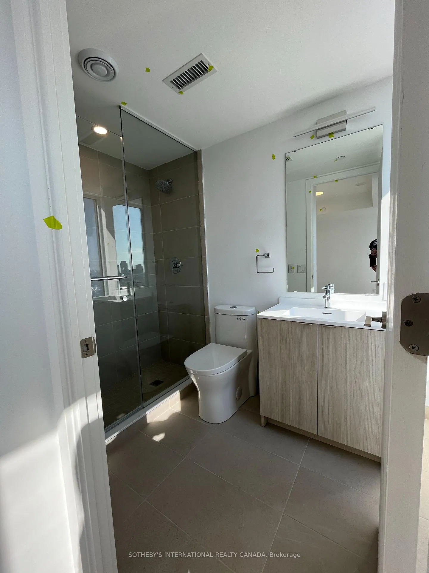 Photo 10 of Unit 3203, 100 Queen Street E, Toronto, Church-Yonge Corridor — HOMEH