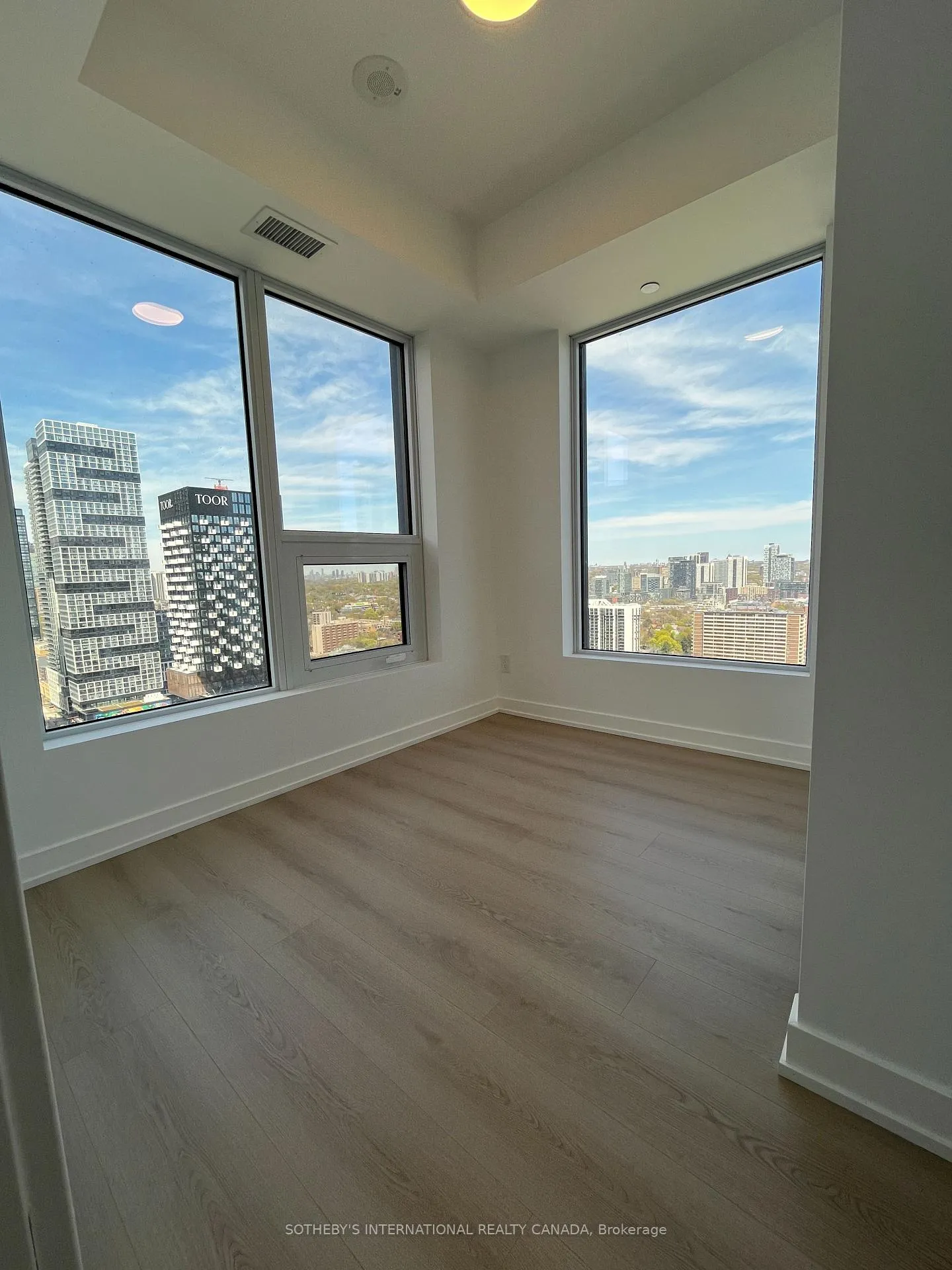 Photo 11 of Unit 3203, 100 Queen Street E, Toronto, Church-Yonge Corridor — HOMEH