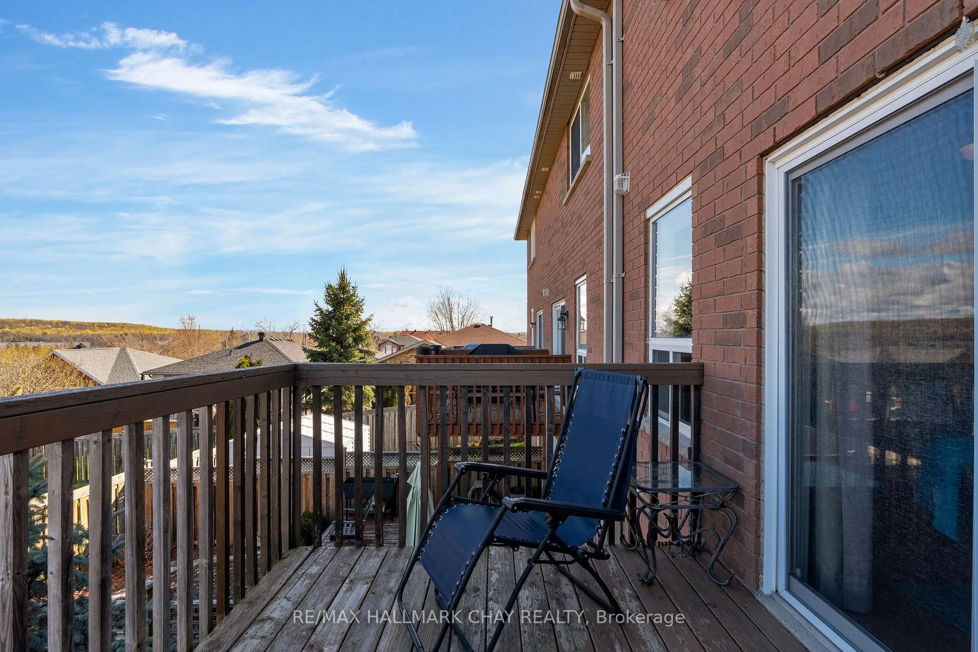 Photo 28 of 334 Cundles Road E, Barrie, Little Lake — HOMEH