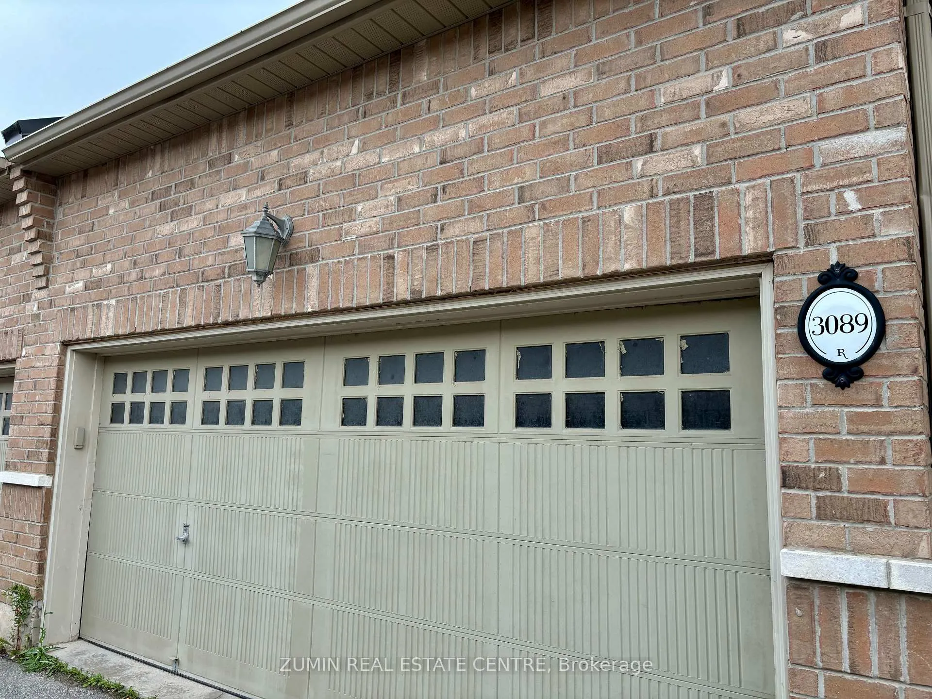 Photo 2 of 3089 Neyagawa Boulevard, Oakville, Glenorchy — HOMEH