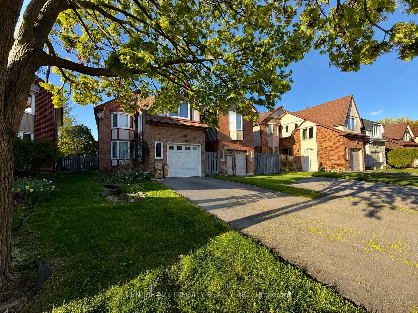 Photo 2 of Unit BSMT, 979 Redbird Crescent, Pickering, Liverpool — HOMEH