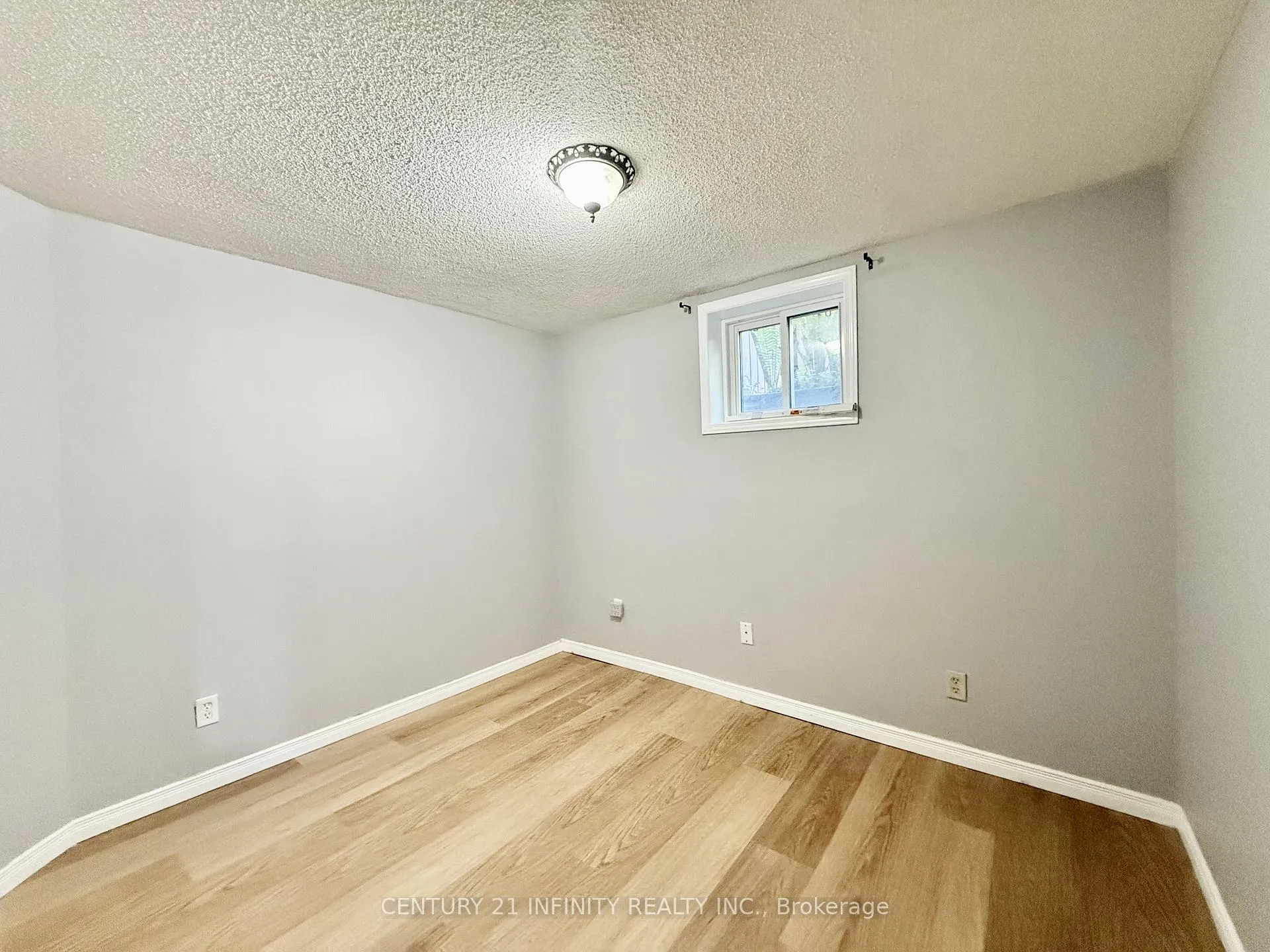 Photo 9 of Unit BSMT, 979 Redbird Crescent, Pickering, Liverpool — HOMEH