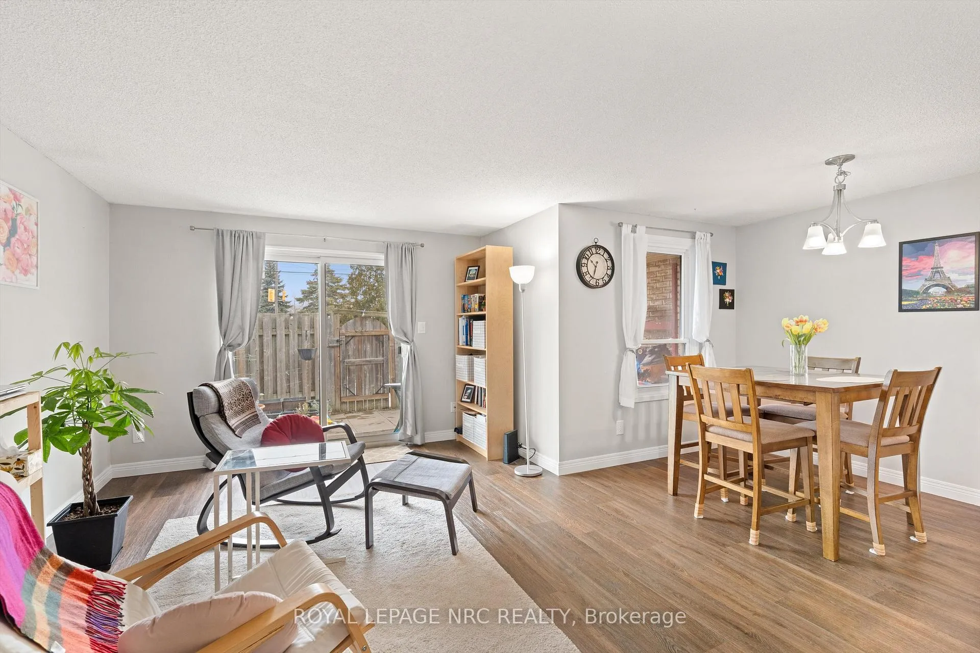 Photo 9 of Unit 18, 242 Lakeport Road, St. Catharines, Lakeport — HOMEH