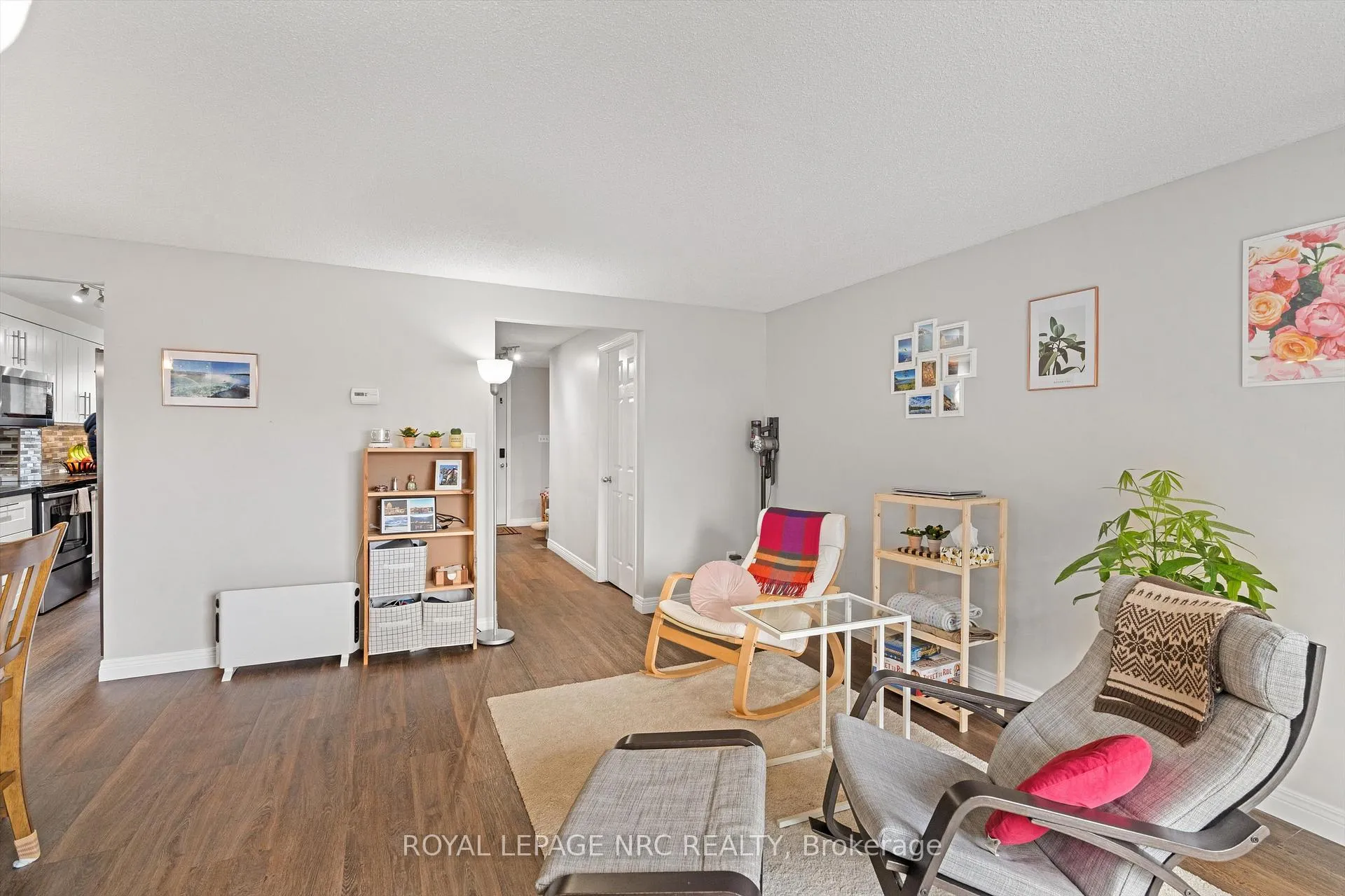 Photo 10 of Unit 18, 242 Lakeport Road, St. Catharines, Lakeport — HOMEH