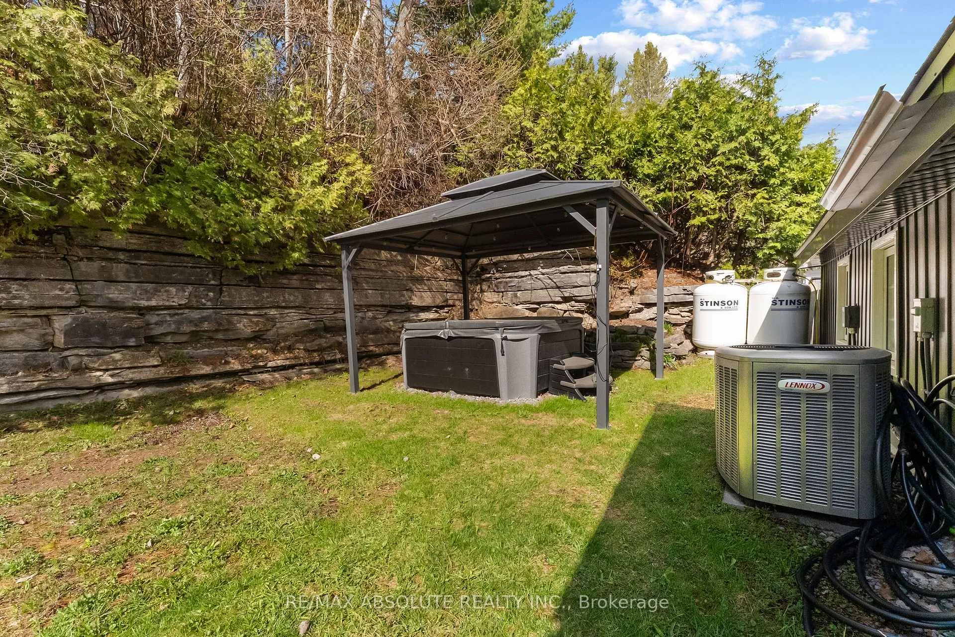 Photo 43 of 1655 River Road, McNab/Braeside, Mcnab/Braeside Twps — HOMEH