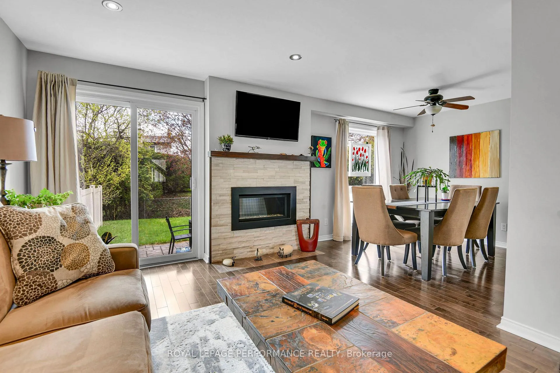 Photo 8 of 13 Shadetree Crescent, Ottawa, Borden Farm/Stewart Farm/Carleton Heights/Parkwood Hills — HOMEH