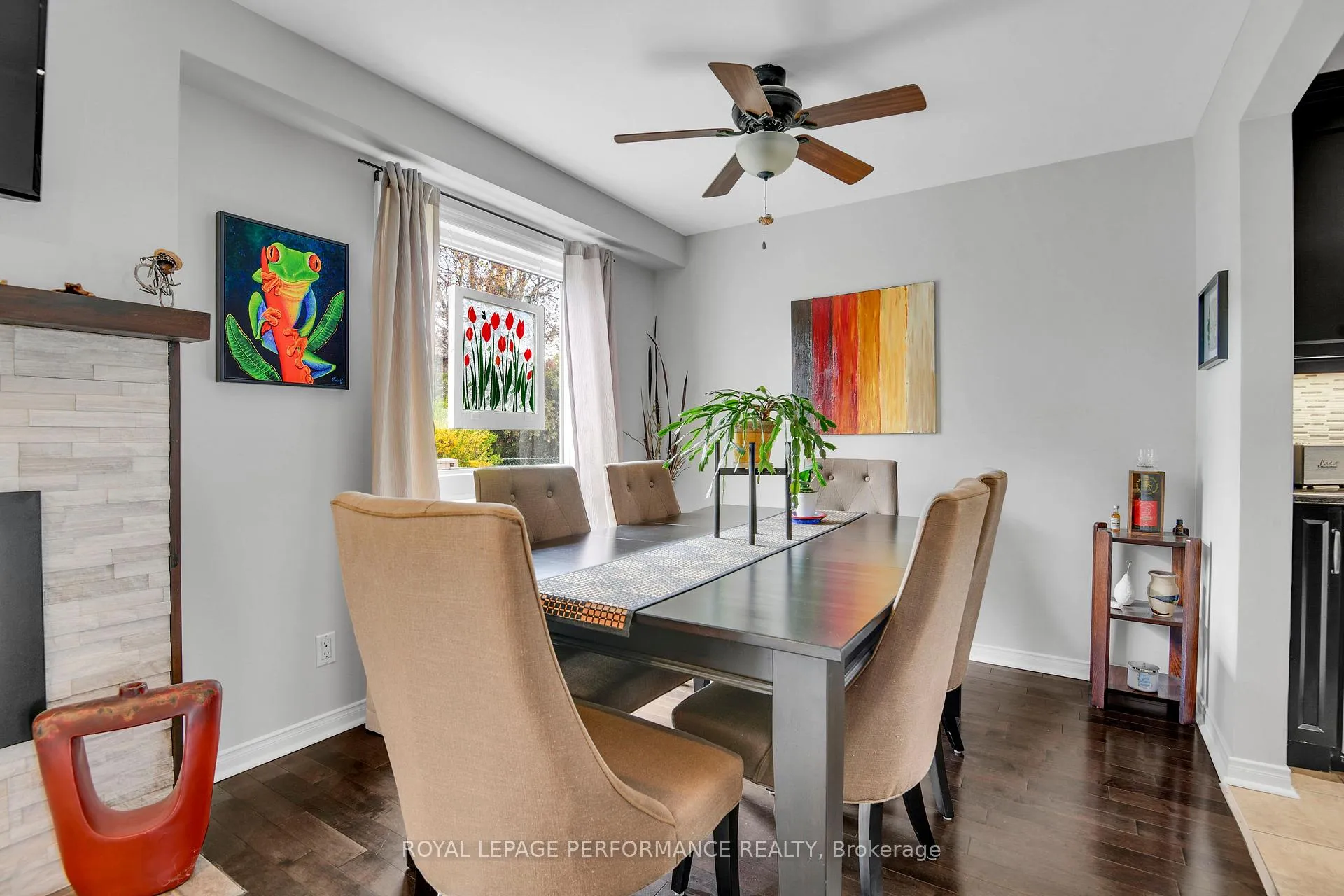 Photo 11 of 13 Shadetree Crescent, Ottawa, Borden Farm/Stewart Farm/Carleton Heights/Parkwood Hills — HOMEH