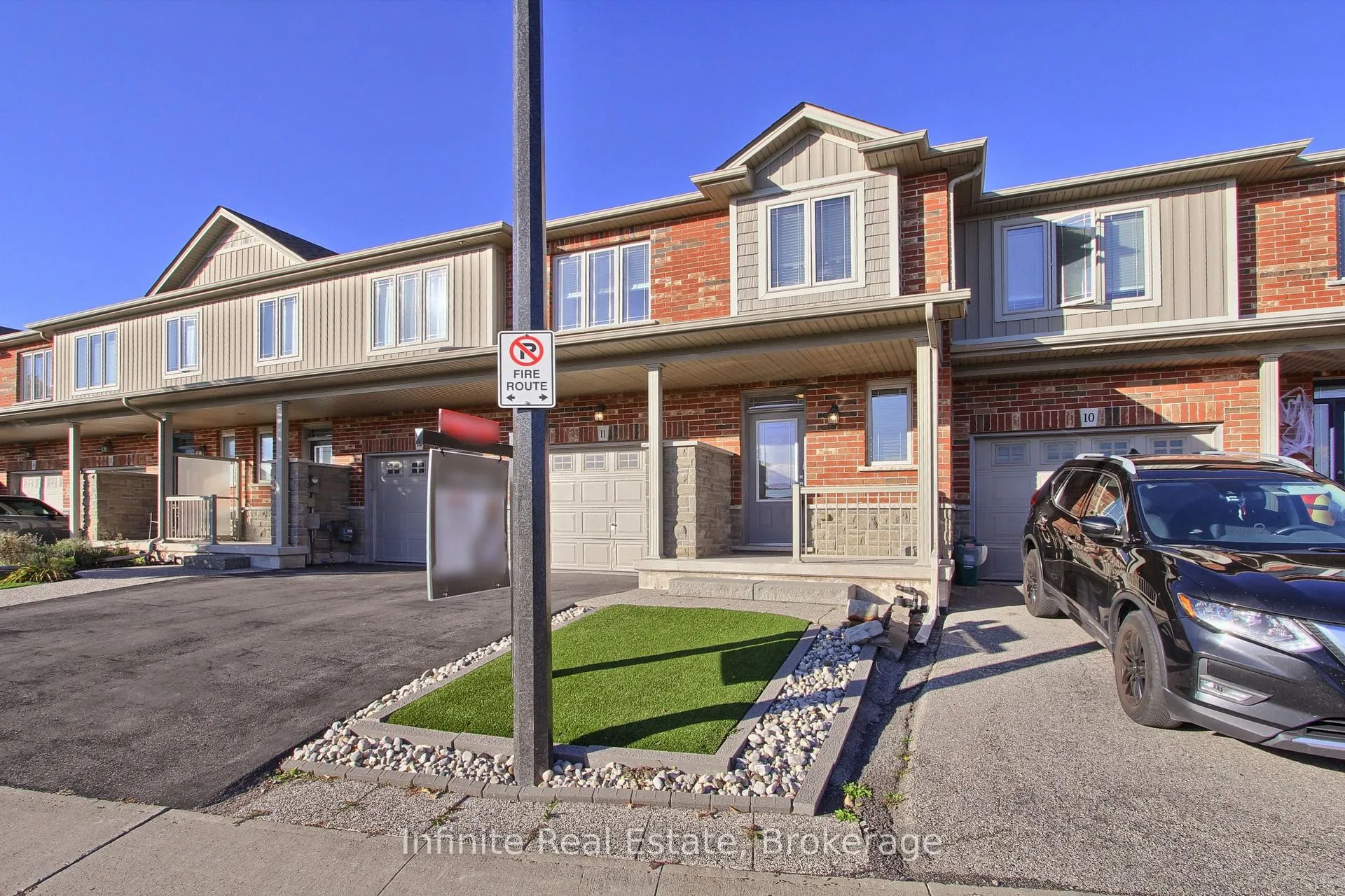 Photo 4 of Unit 11, 380 Lake Street, Grimsby, Grimsby Beach — HOMEH