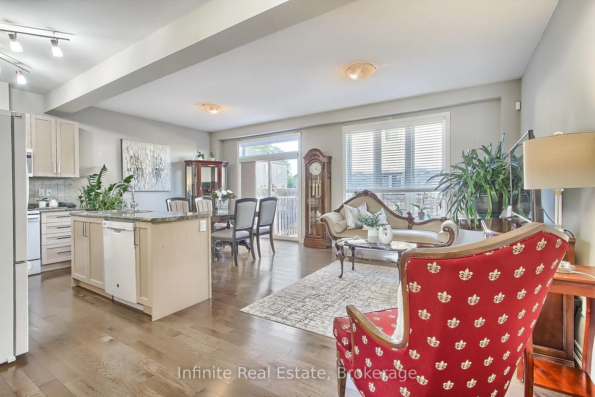 Photo 21 of Unit 11, 380 Lake Street, Grimsby, Grimsby Beach — HOMEH