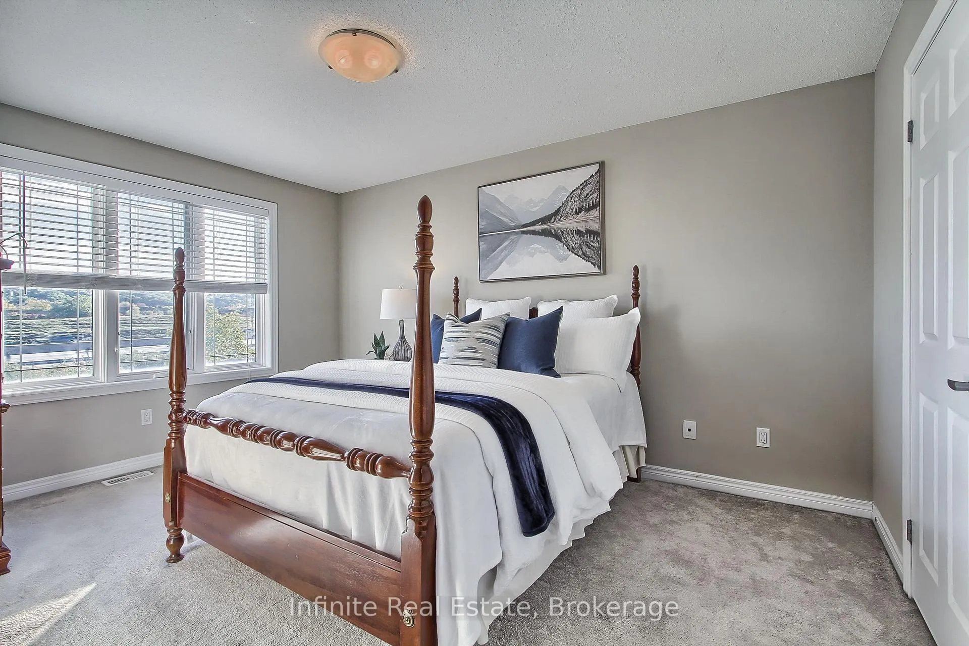 Photo 32 of Unit 11, 380 Lake Street, Grimsby, Grimsby Beach — HOMEH