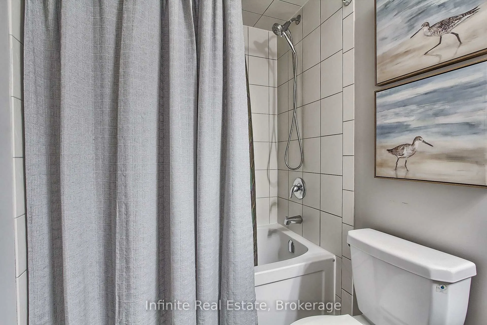 Photo 37 of Unit 11, 380 Lake Street, Grimsby, Grimsby Beach — HOMEH