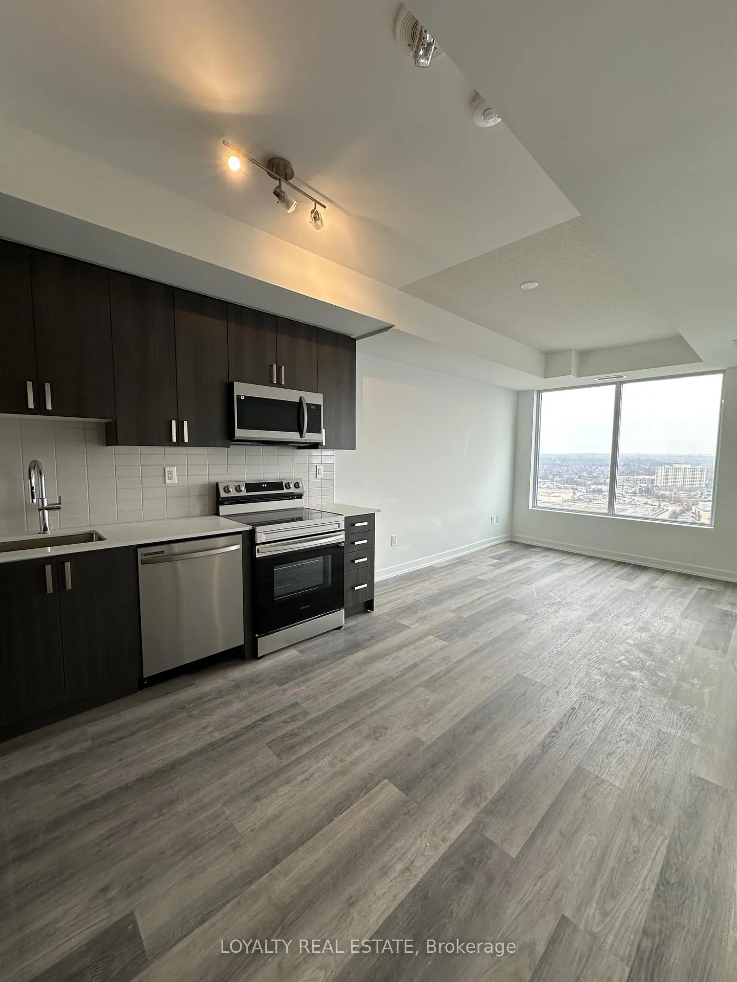 Photo 1 of Unit 2509, 1435 Celebration Drive, Pickering, Bay Ridges — HOMEH