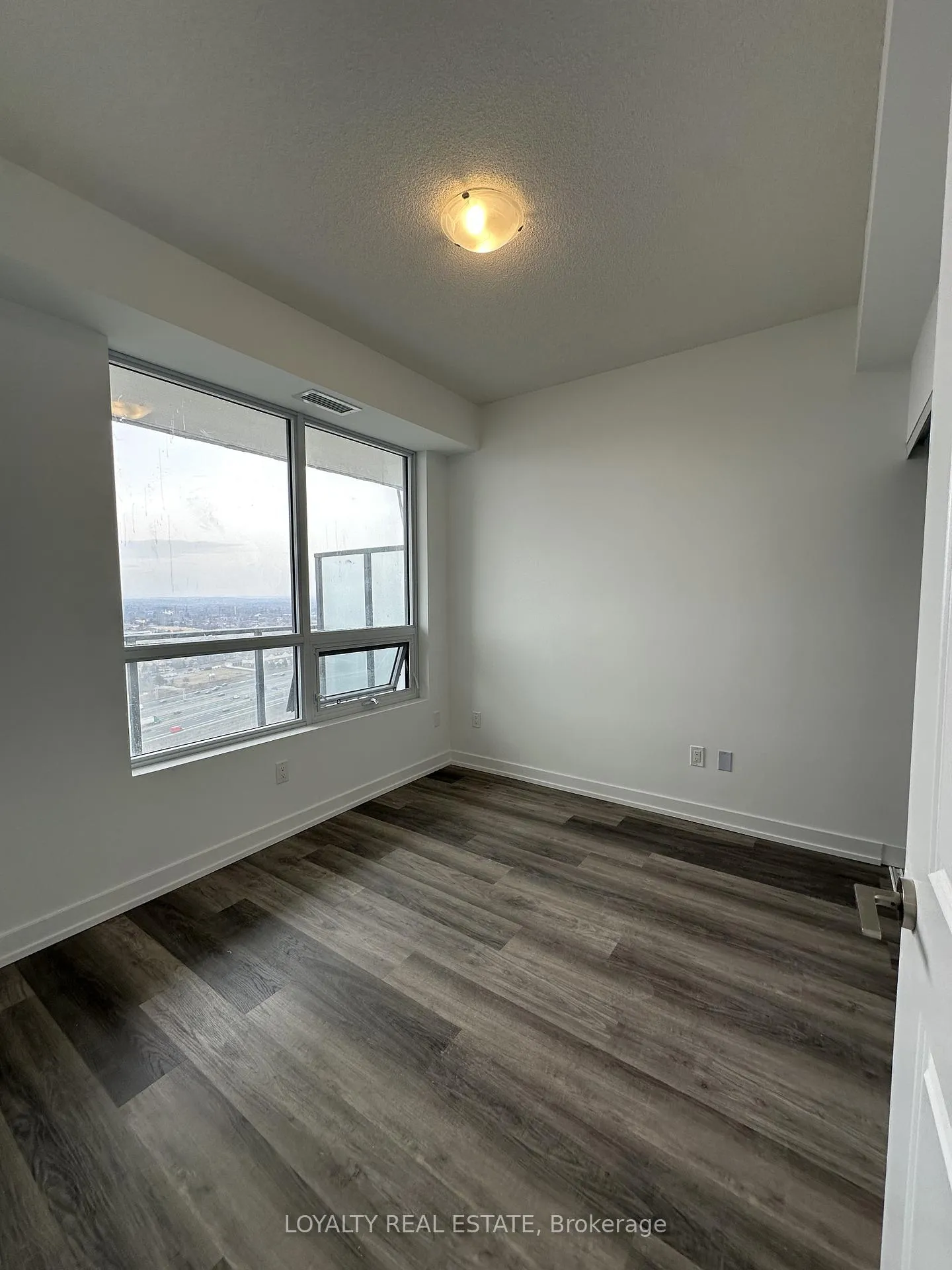 Photo 6 of Unit 2509, 1435 Celebration Drive, Pickering, Bay Ridges — HOMEH