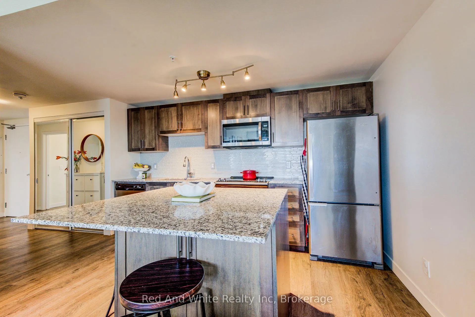 Photo 8 of Unit 407, 175 Commonwealth Street, Kitchener — HOMEH