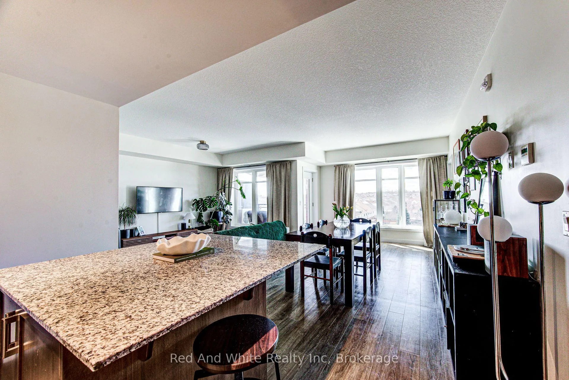 Photo 9 of Unit 407, 175 Commonwealth Street, Kitchener — HOMEH