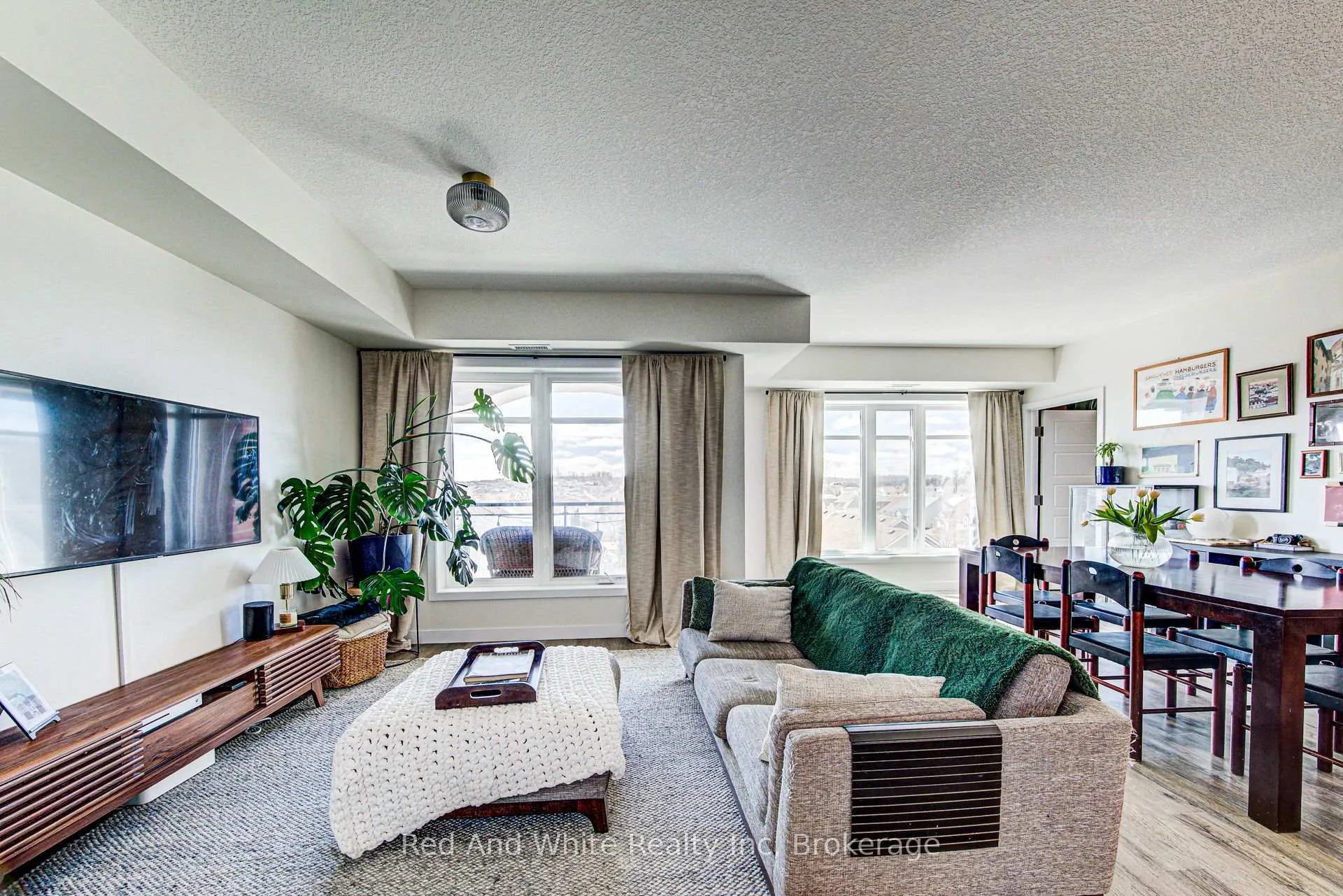 Photo 11 of Unit 407, 175 Commonwealth Street, Kitchener — HOMEH