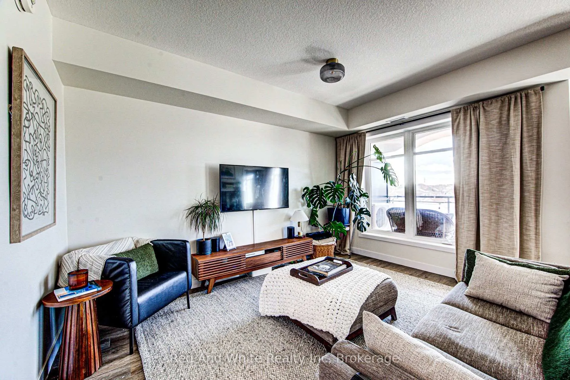 Photo 13 of Unit 407, 175 Commonwealth Street, Kitchener — HOMEH