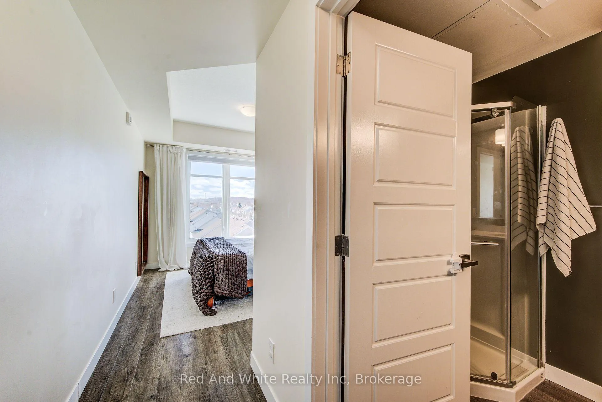 Photo 14 of Unit 407, 175 Commonwealth Street, Kitchener — HOMEH