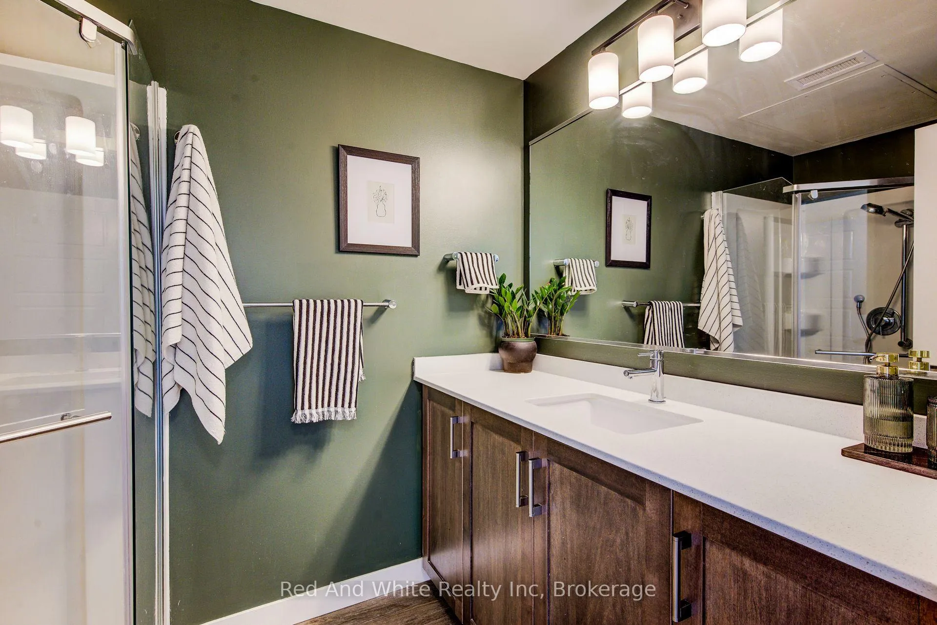 Photo 15 of Unit 407, 175 Commonwealth Street, Kitchener — HOMEH