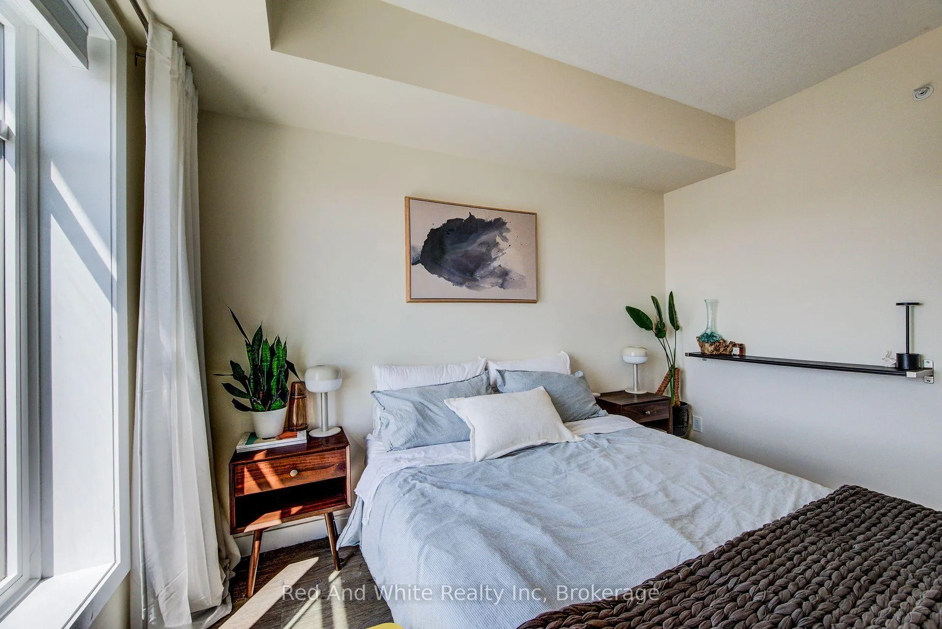 Photo 17 of Unit 407, 175 Commonwealth Street, Kitchener — HOMEH