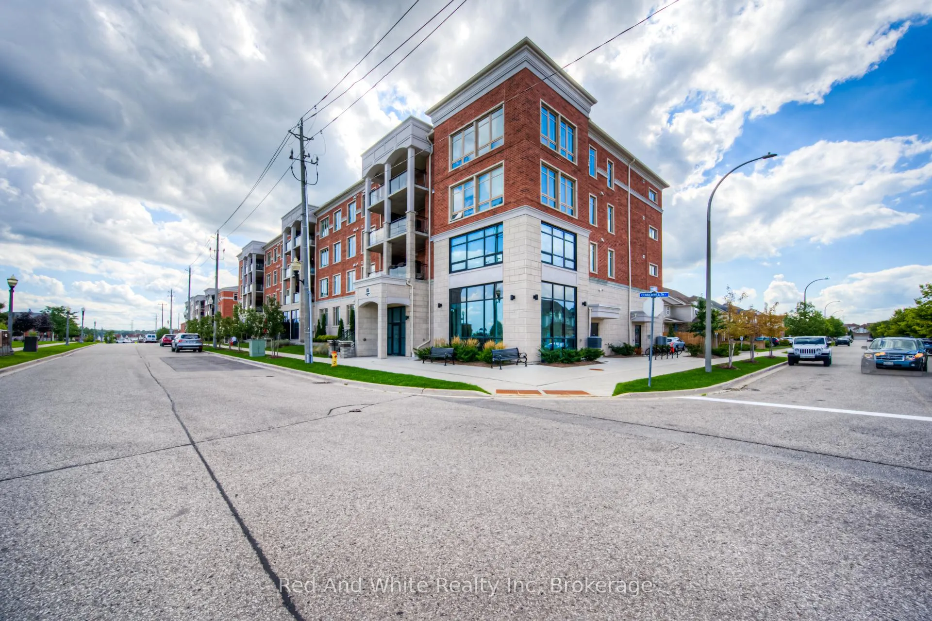Photo 27 of Unit 407, 175 Commonwealth Street, Kitchener — HOMEH