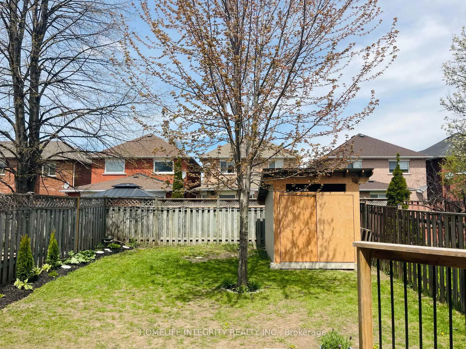 Photo 29 of 104 Henderson Crescent, New Tecumseth, Alliston — HOMEH