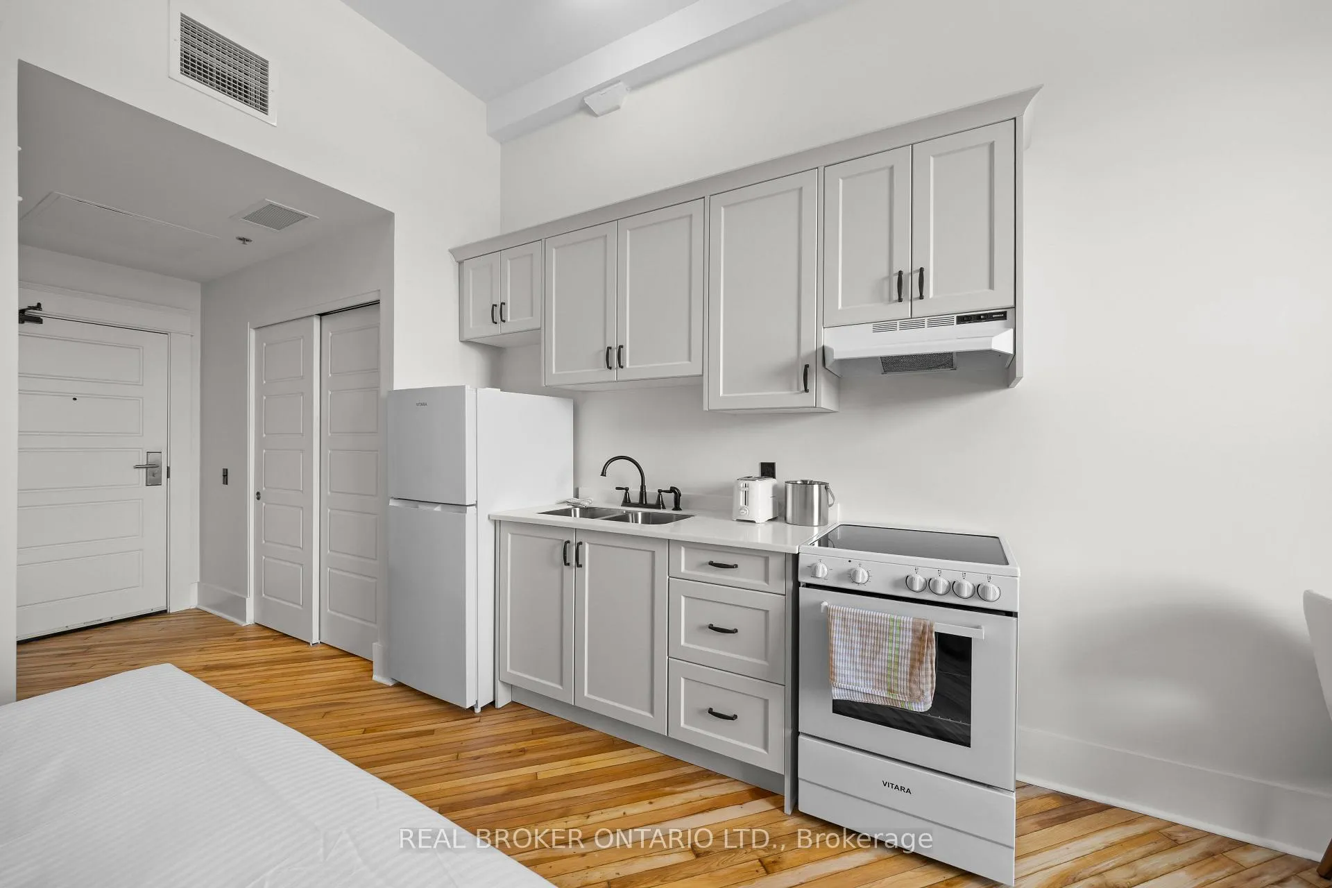 Photo 9 of Unit 208, 150 Mill Street, Carleton Place — HOMEH
