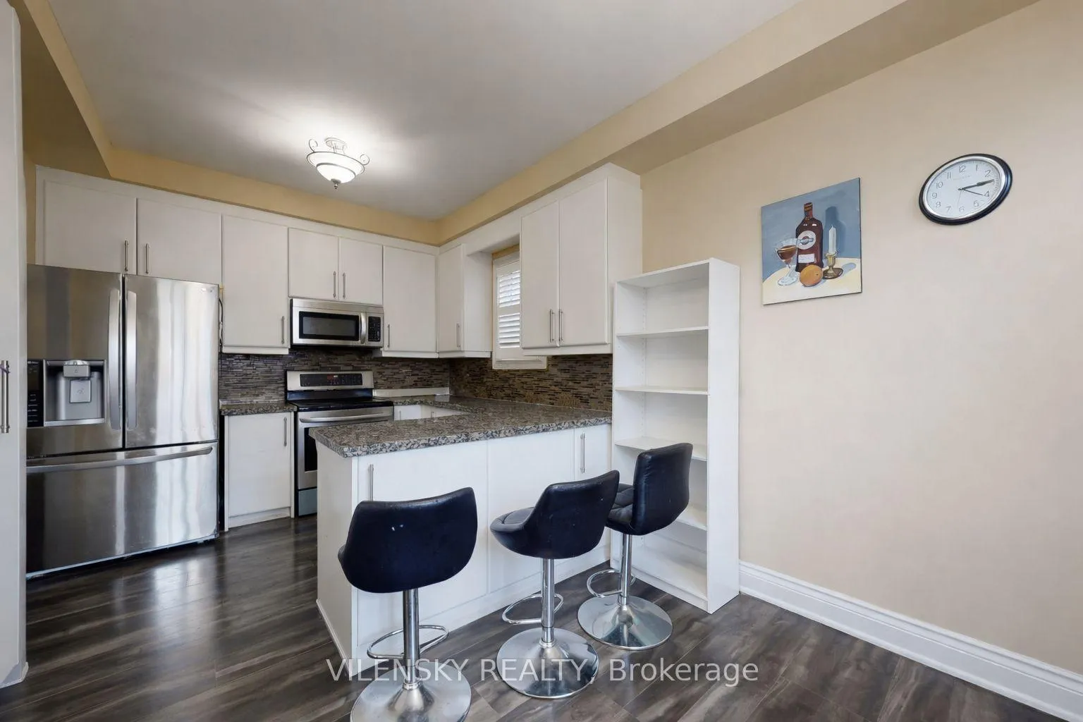 Photo 5 of 2 Eminence Road, Vaughan, Patterson — HOMEH