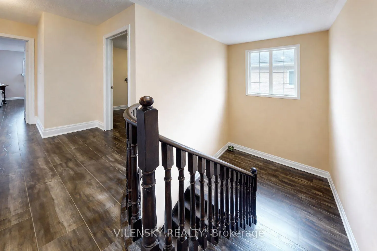 Photo 12 of 2 Eminence Road, Vaughan, Patterson — HOMEH