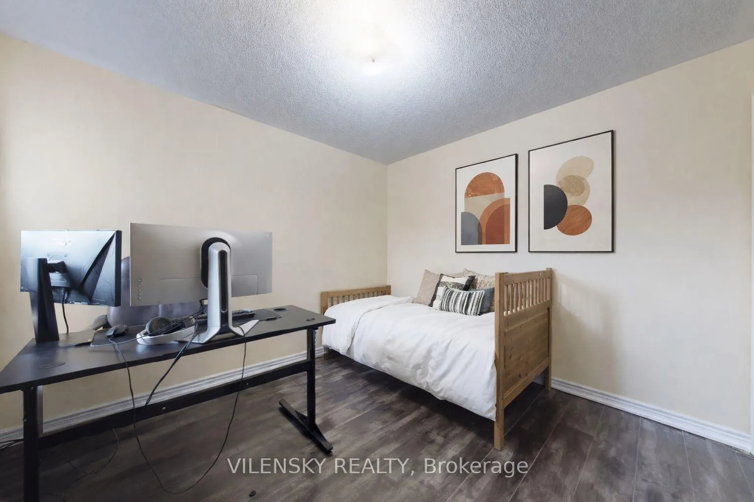 Photo 17 of 2 Eminence Road, Vaughan, Patterson — HOMEH