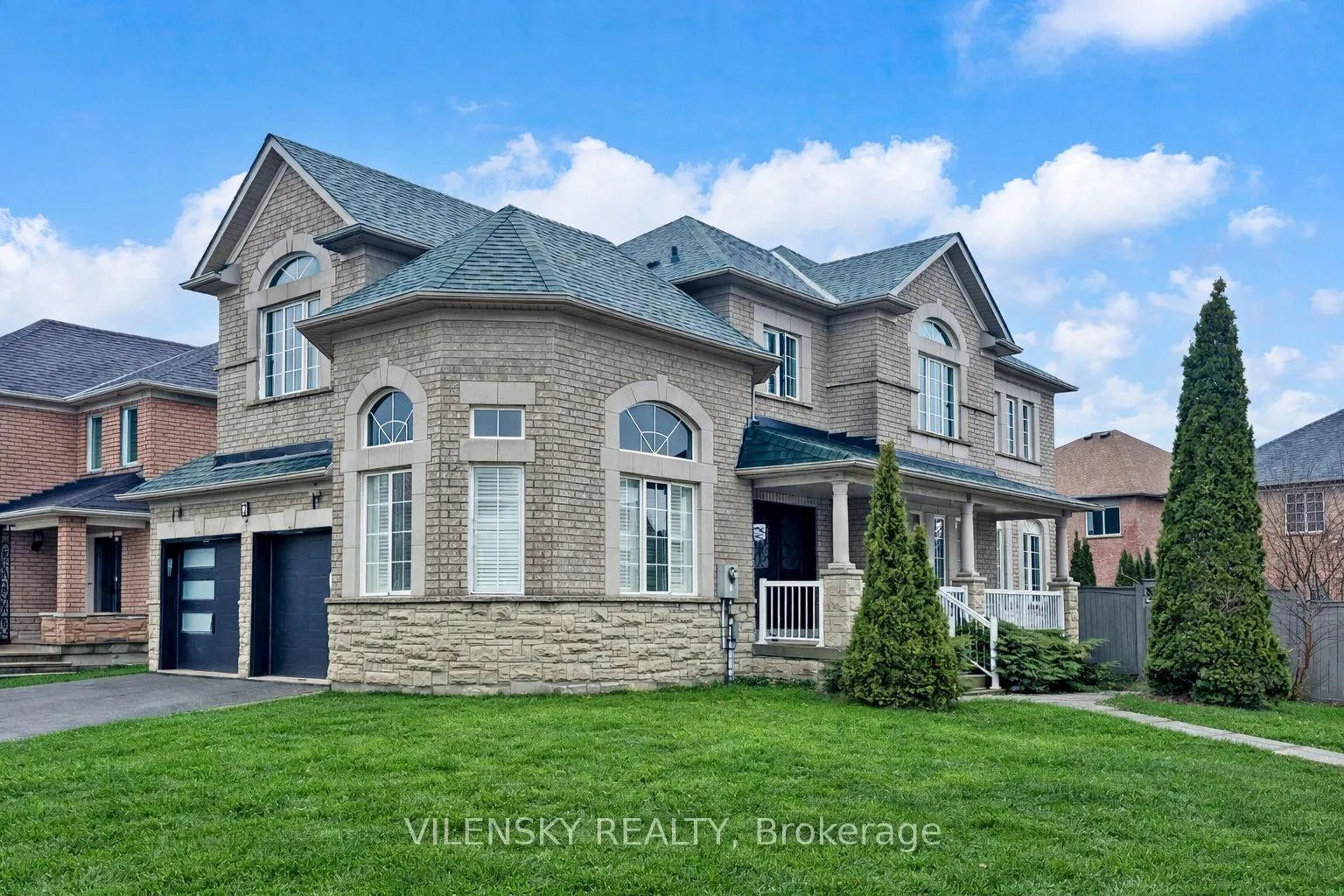 Photo 32 of 2 Eminence Road, Vaughan, Patterson — HOMEH
