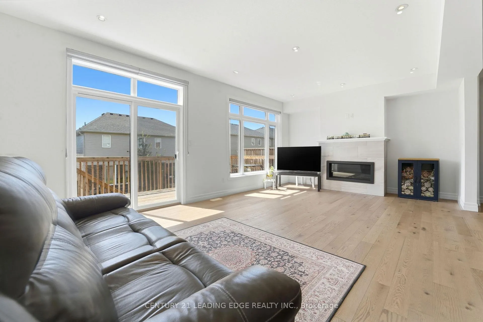 Photo 6 of 142 Rivertrail Avenue, Kitchener — HOMEH