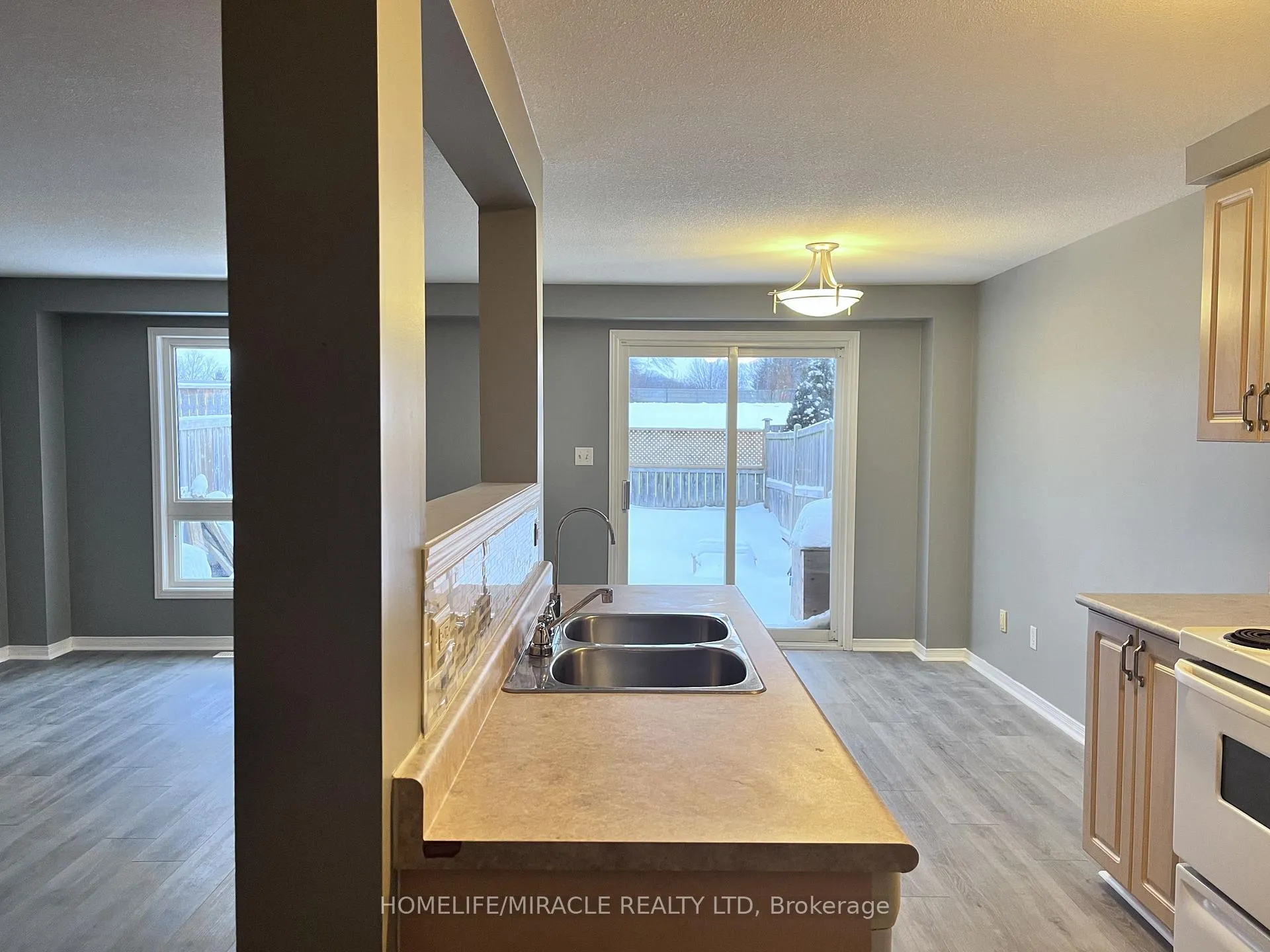 Photo 12 of 193 Prosperity Drive, Kitchener — HOMEH