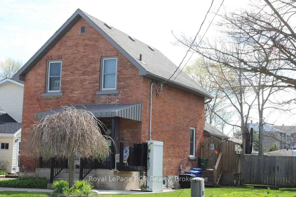 Photo 3 of 1735 8th Avenue E, Owen Sound — HOMEH