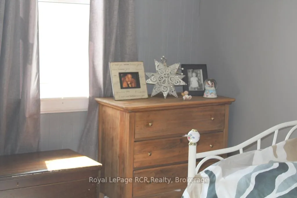 Photo 9 of 1735 8th Avenue E, Owen Sound — HOMEH