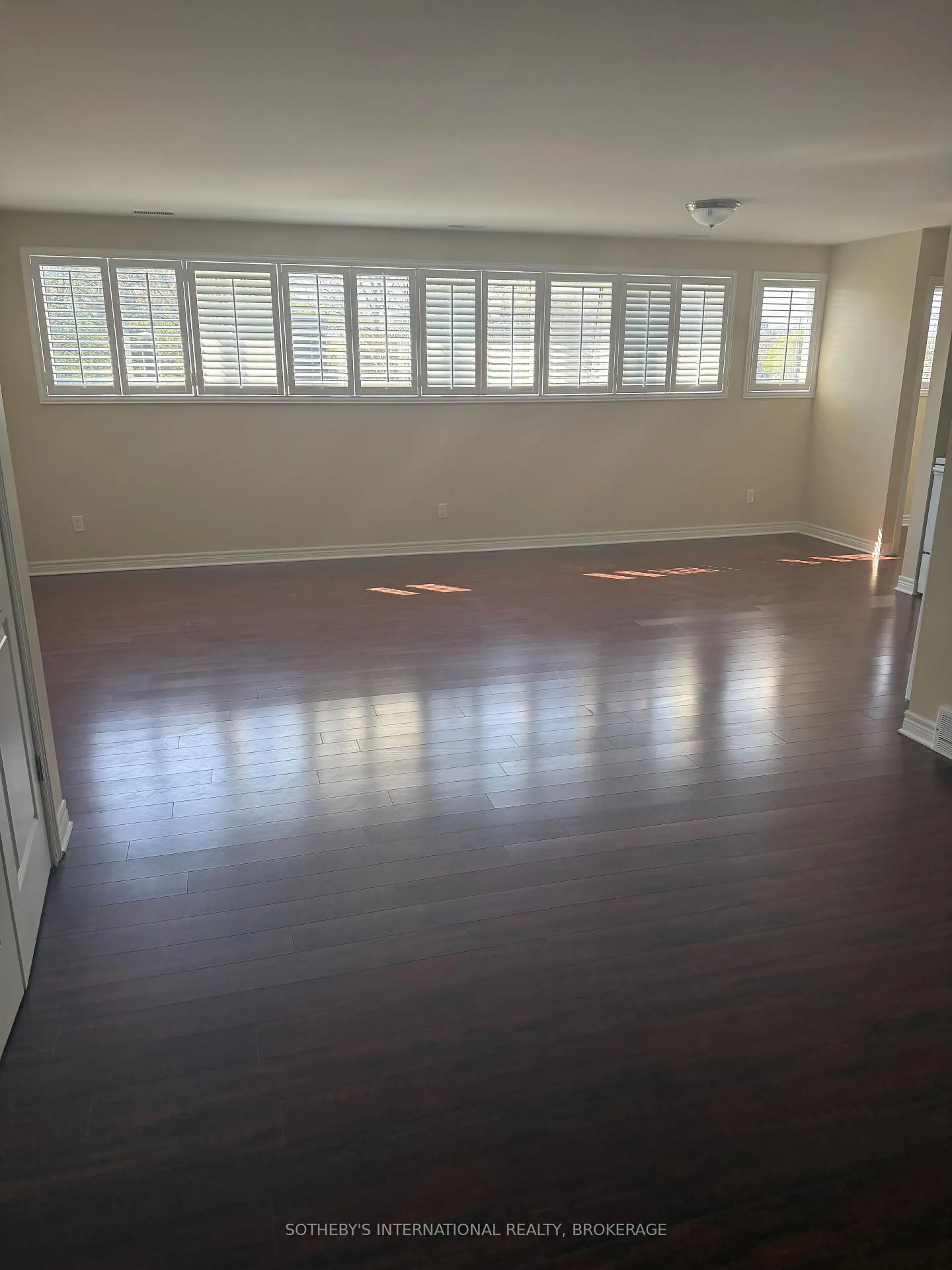 Photo 3 of Unit 3B, 320 Vine Street, St. Catharines, Carlton/Bunting — HOMEH