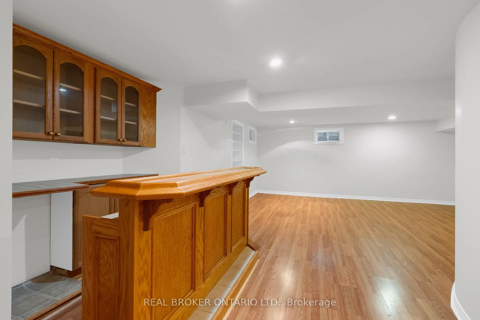 Photo 27 of 50 Cloughley Drive, Barrie, Northwest — HOMEH
