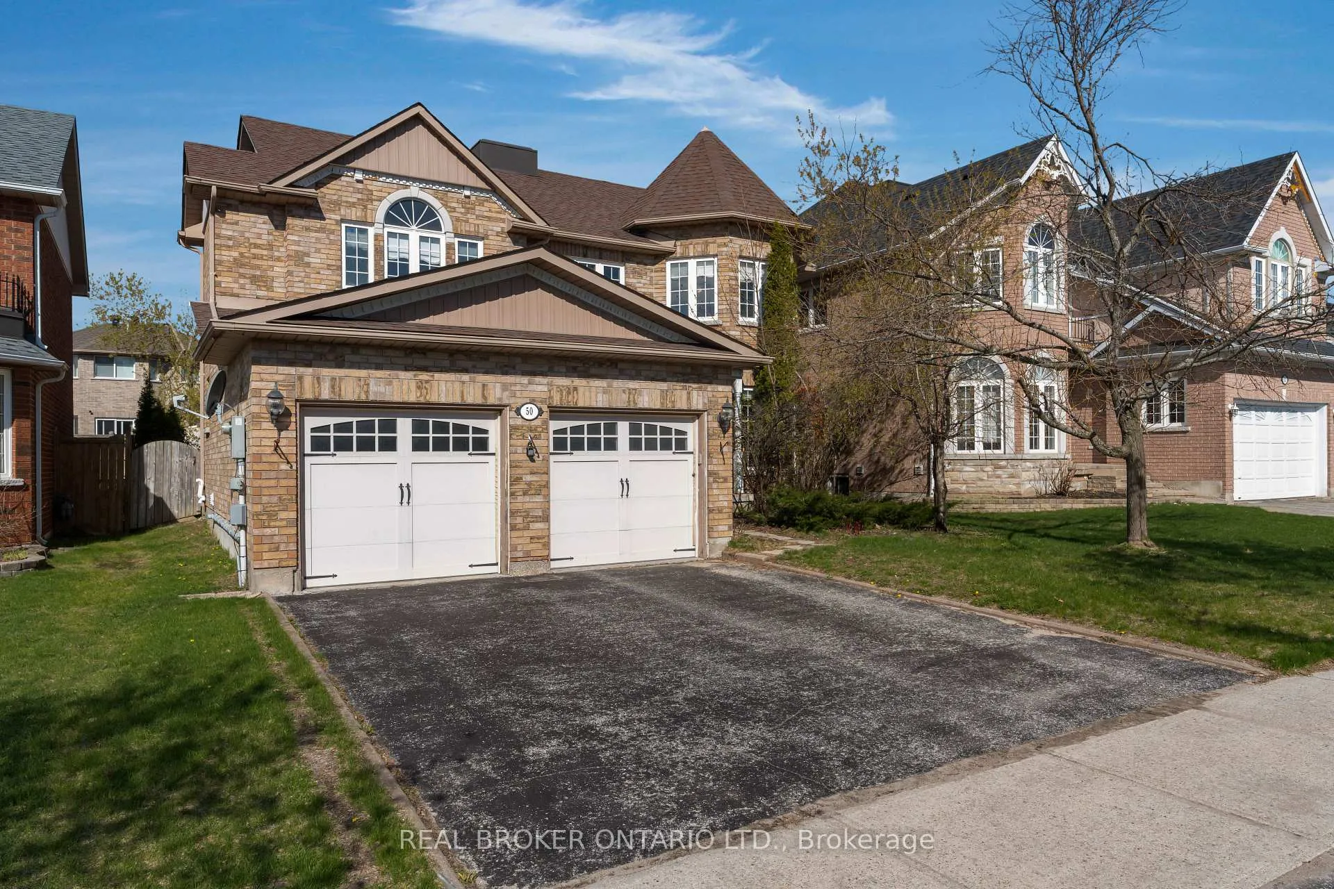 Photo 31 of 50 Cloughley Drive, Barrie, Northwest — HOMEH