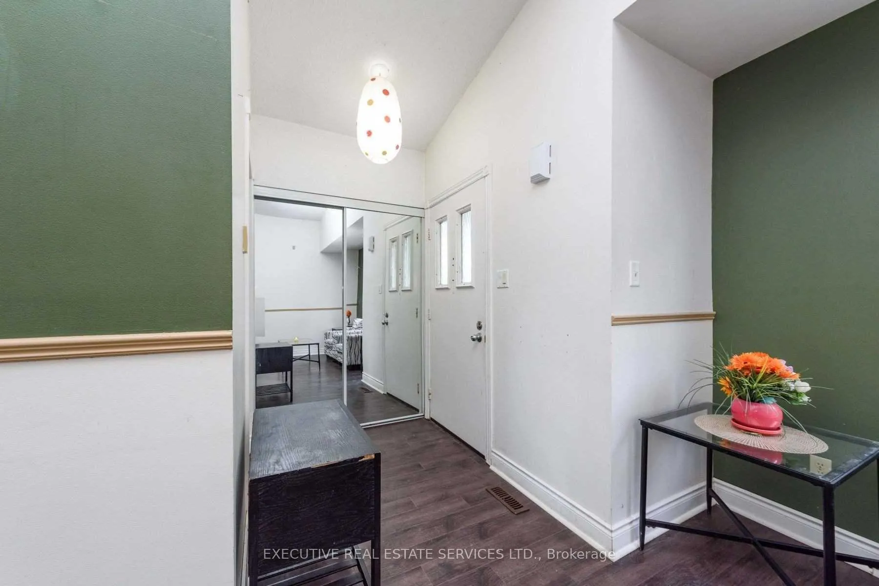 Photo 3 of 48 Reynier Drive, Brampton, Heart Lake East — HOMEH