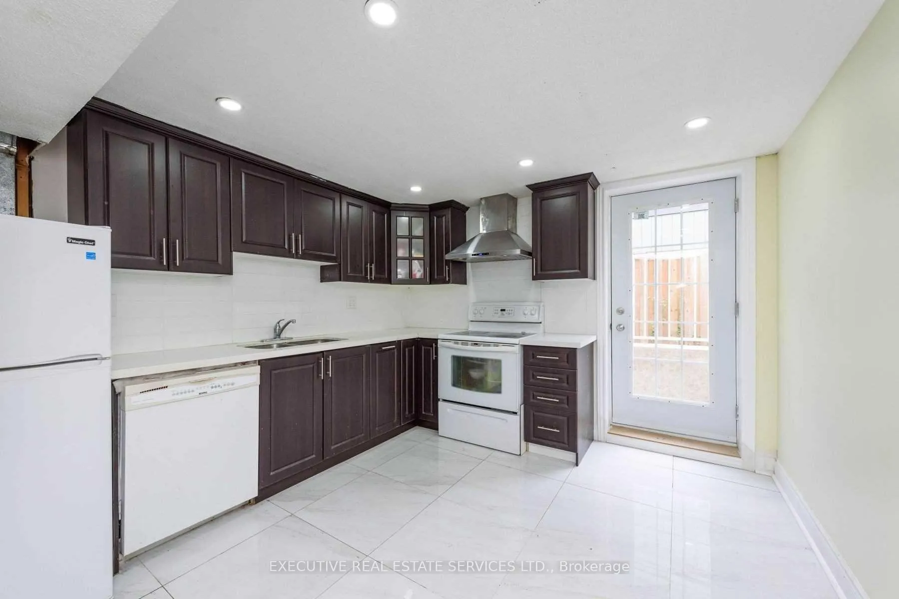 Photo 17 of 48 Reynier Drive, Brampton, Heart Lake East — HOMEH