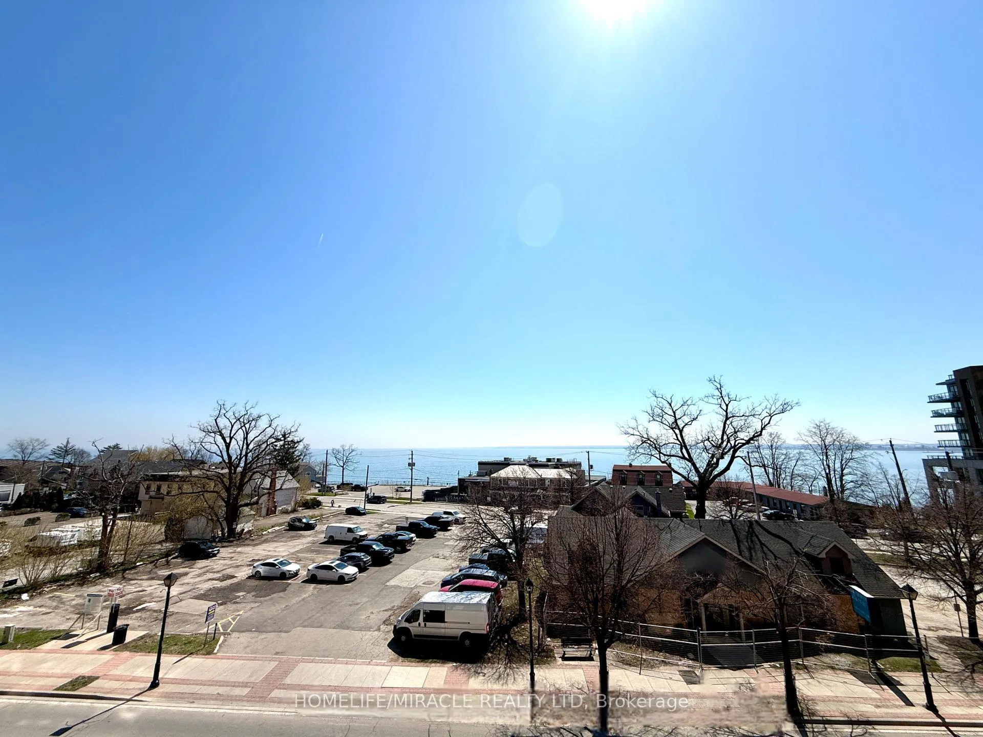 Photo 5 of Unit 312, 2075 Lakeshore Road, Burlington, Brant — HOMEH